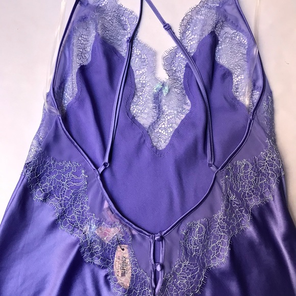 Victorias Secret Lavender Satin Robe and Satin & Lace Slip/Chemise - S -… - Picture 7 of 8